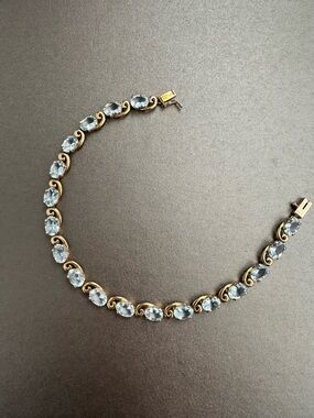 Solid 14k gold and aquamarine bracelet